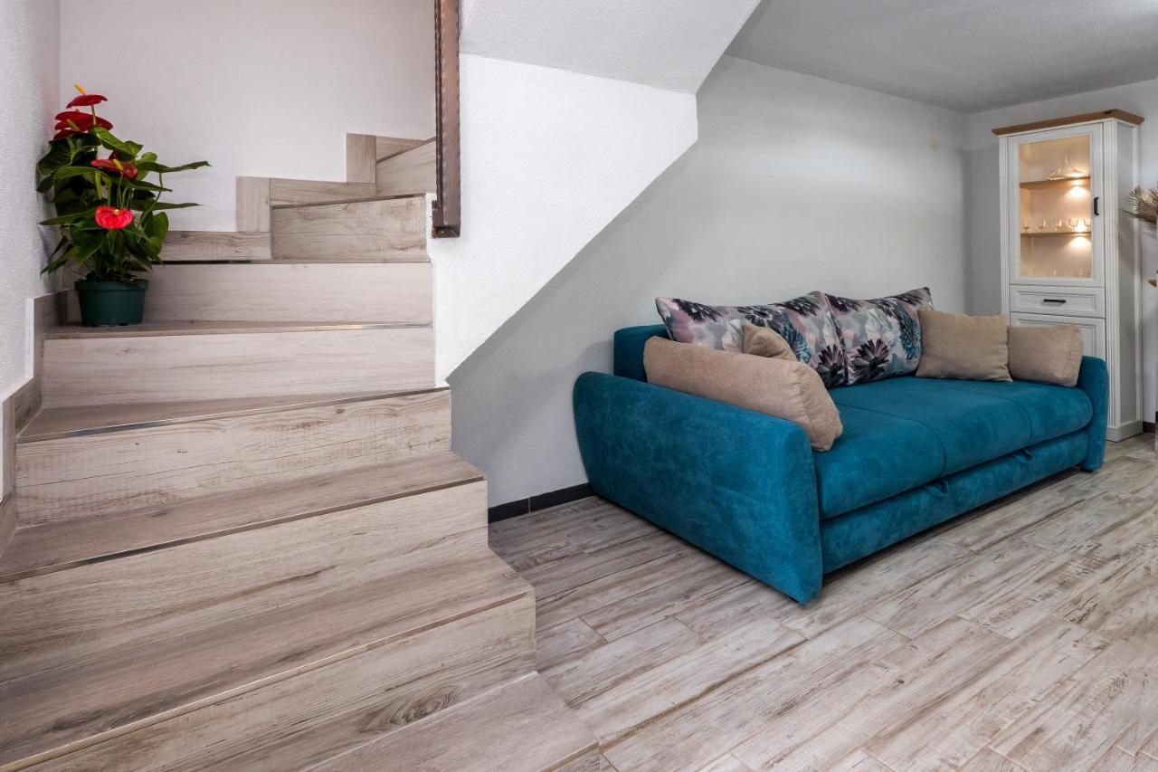 Holiday Home Beyla Pucisca Exterior photo