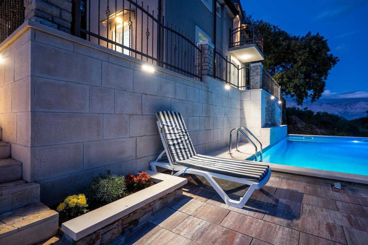 Holiday Home Beyla Pucisca Exterior photo