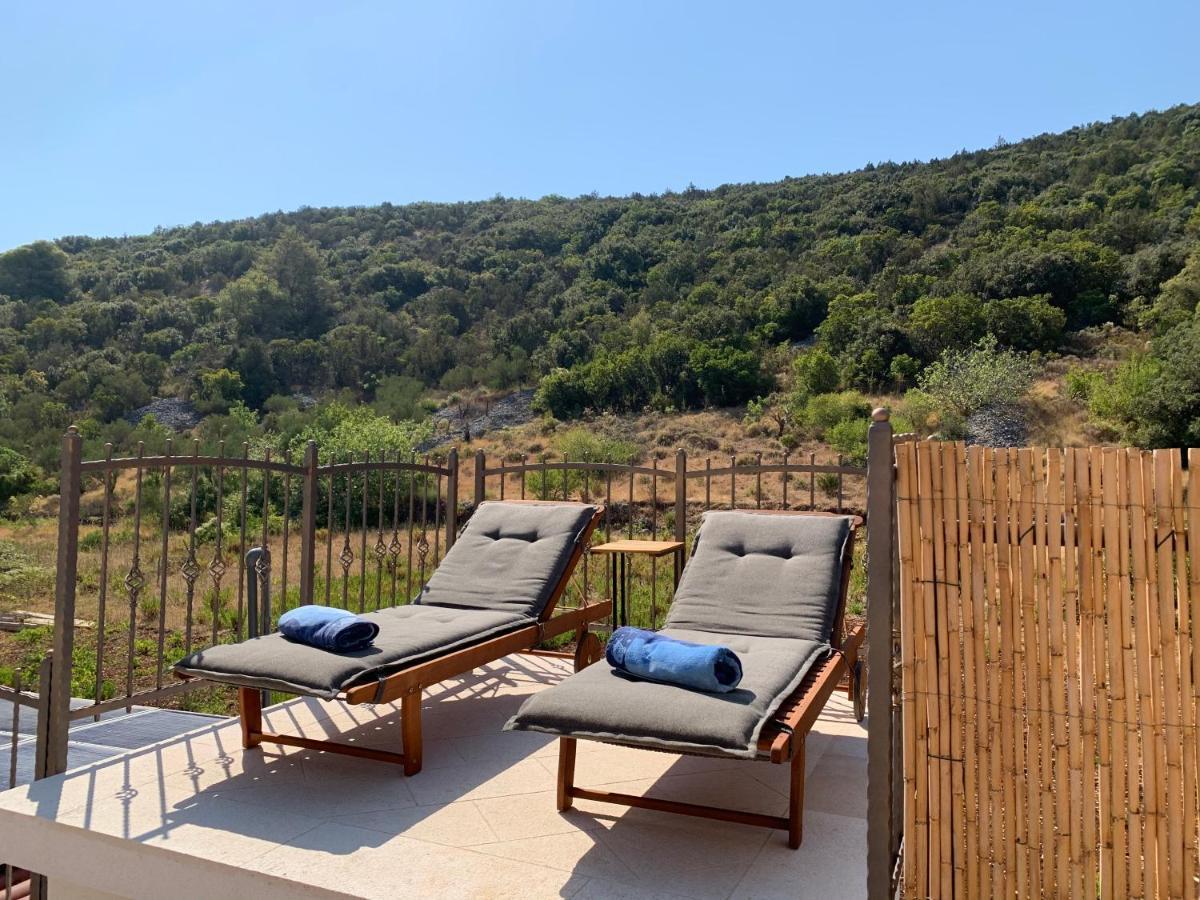 Holiday Home Beyla Pucisca Exterior photo