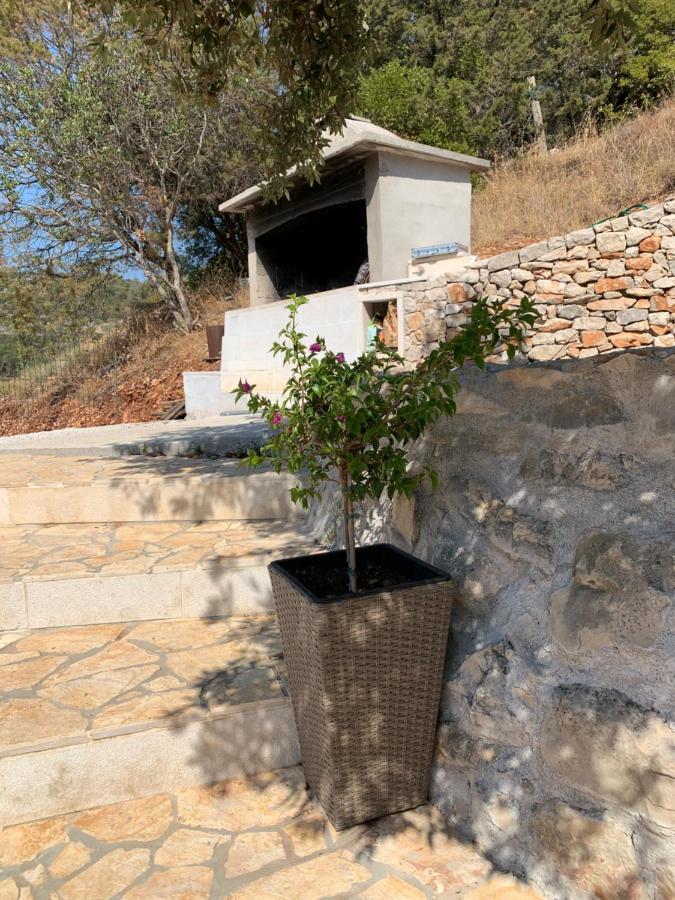 Holiday Home Beyla Pucisca Exterior photo
